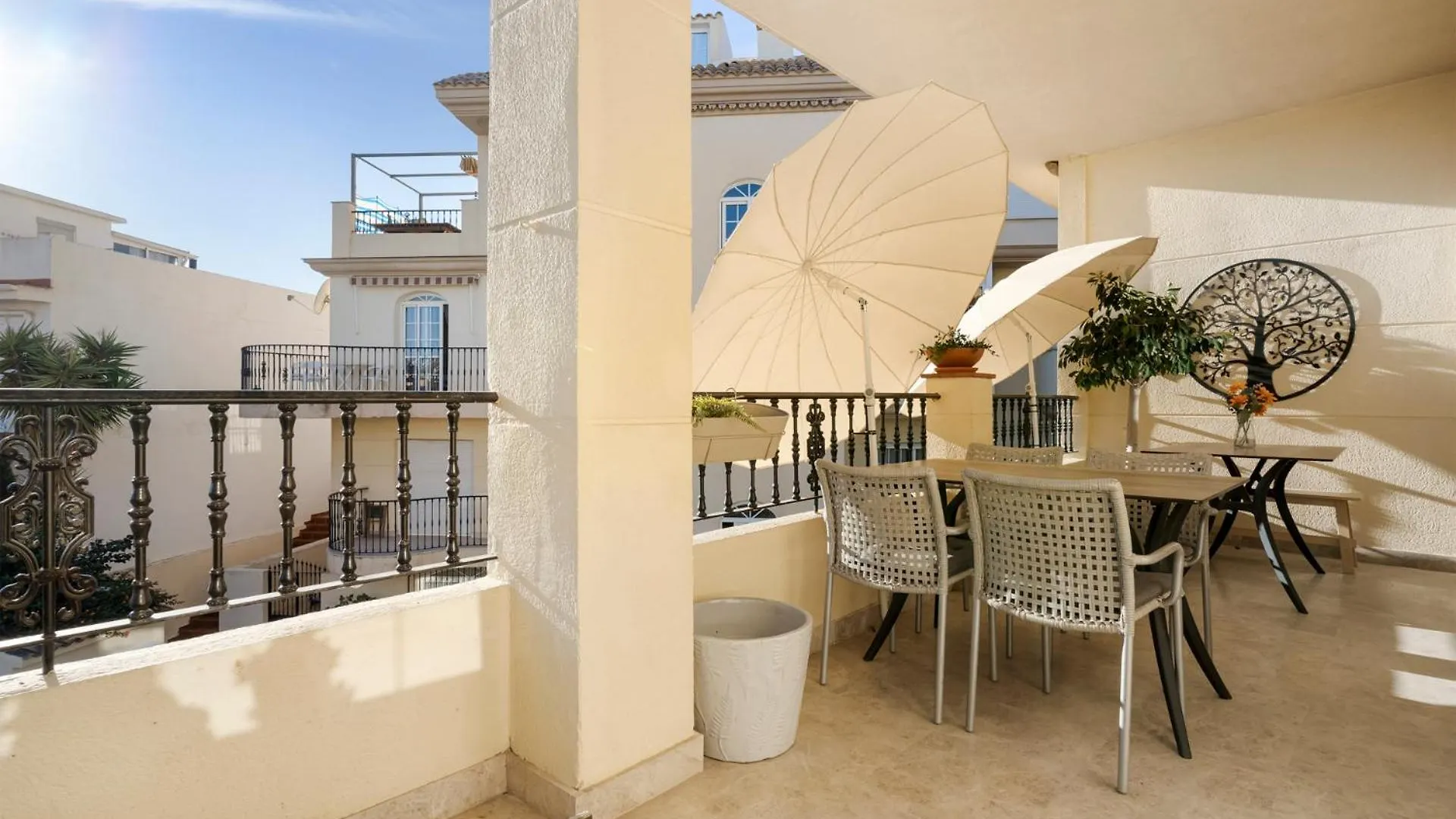 Alexandre Apartment Fuengirola